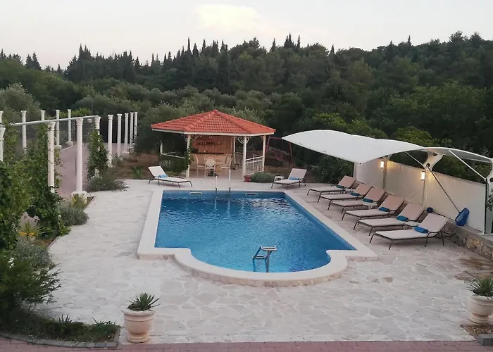 Pax Maris Tatil Evi *